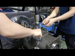 Испытывать